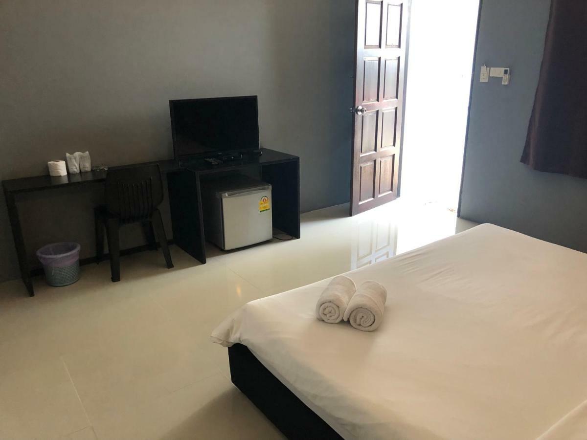 Pine Home Krabi Luaran gambar